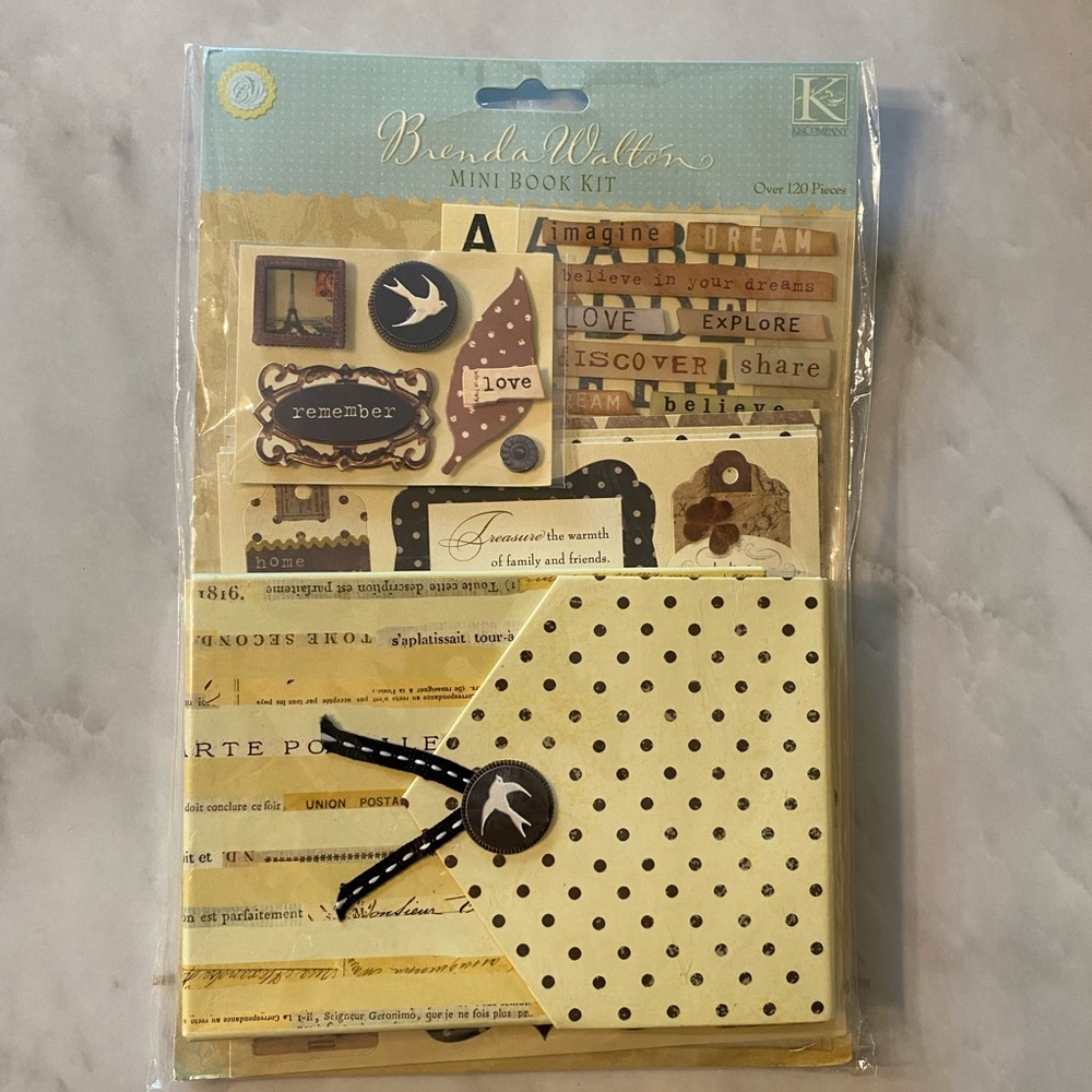 Mini book kit scrapbook